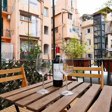 Διαμέρισμα Gesu E Maria Balcony At Spanish Steps *