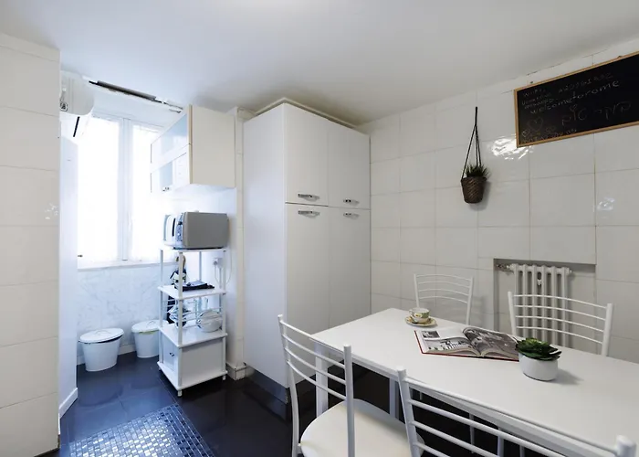 Gesu E Maria Balcony At Spanish Steps * Рим