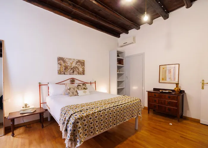 Gesu E Maria Balcony At Spanish Steps Апартаменты