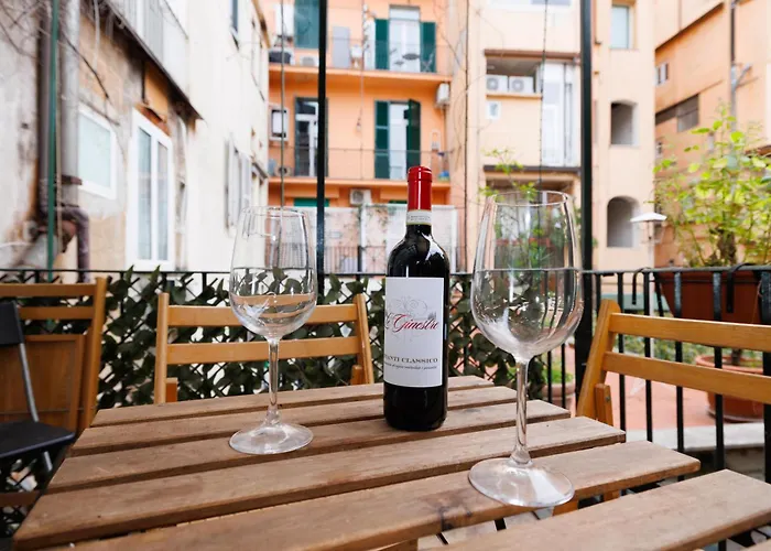 Апартаменты Gesu E Maria Balcony At Spanish Steps