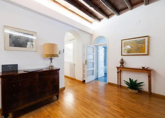 Gesu E Maria Balcony At Spanish Steps Рим